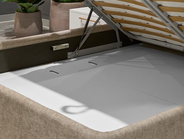 Вместительный бельевой ящик