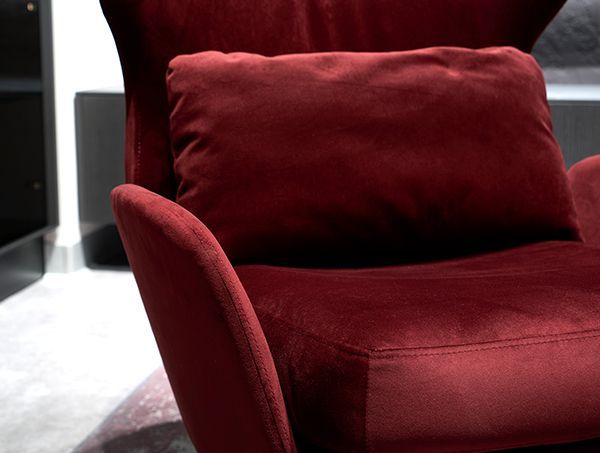 Декоративная подушка