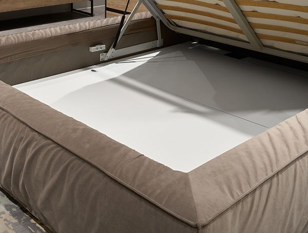 Вместительный бельевой ящик