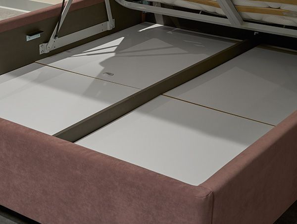 Вместительный бельевой ящик