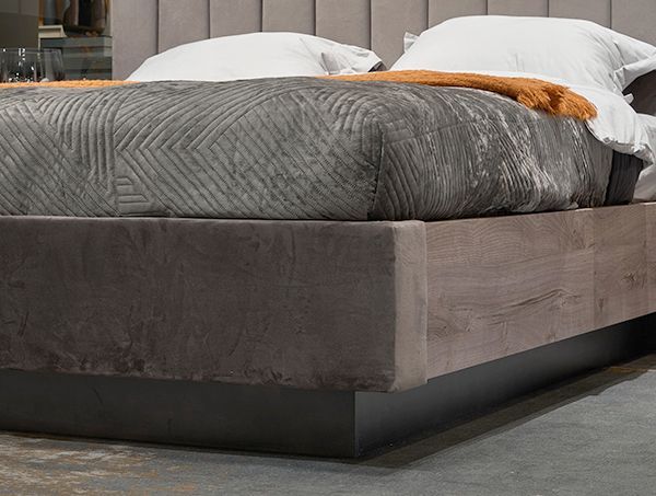 Кровать с парящим основанием