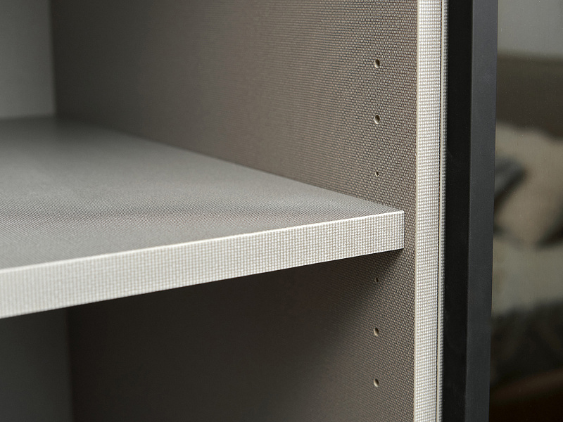 Однодверный шкаф со стеклянным фасадом Bruno BP122.1