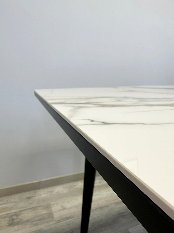 Стол обеденный Kenner KR1200 Черный / Мрамор золотой глянец