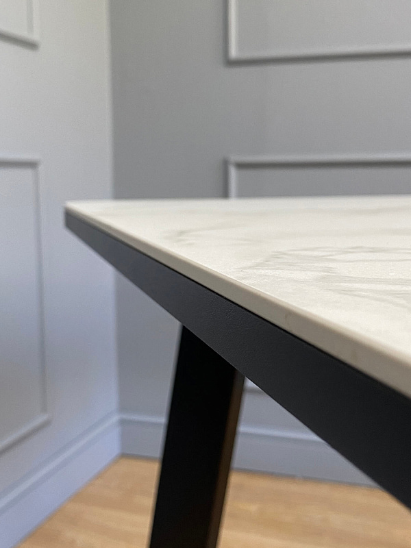 Стол обеденный Kenner AA1200 Черный / Мрамор белый