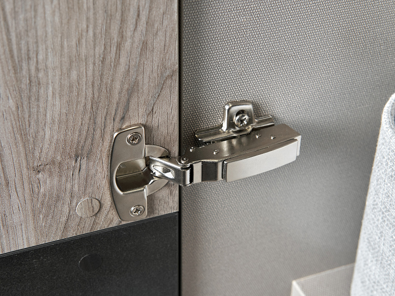 Двухдверный шкаф с зеркалом Boston BT123.0