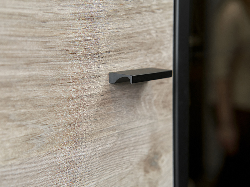 Шкаф-витрина Boston BS014.2