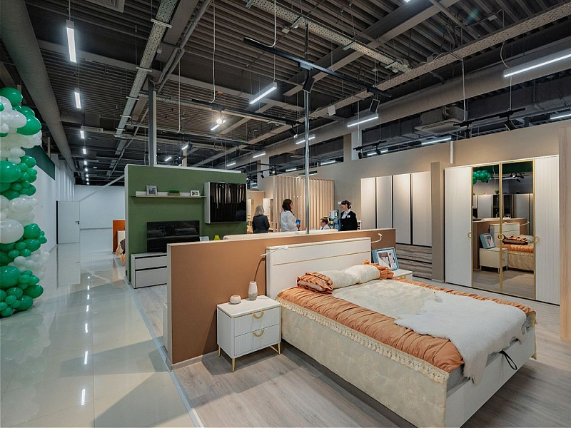 Приглашаем в новые салоны «Дятьково Design» в Ялте