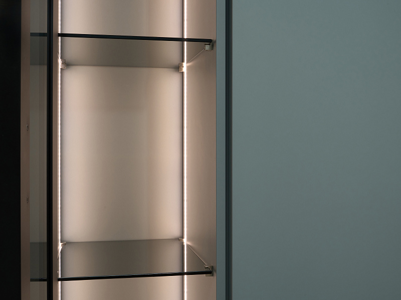 Шкаф-витрина Teramo TA425.1