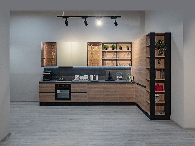 Фото Приглашаем в новые салоны «Дятьково Design» в Ялте