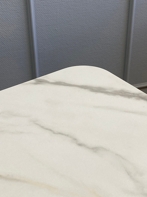 Стол обеденный Kenner DK1200 Черный / Мрамор золотой