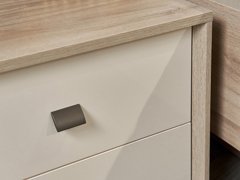 Шкаф-витрина Altera AL2084.4