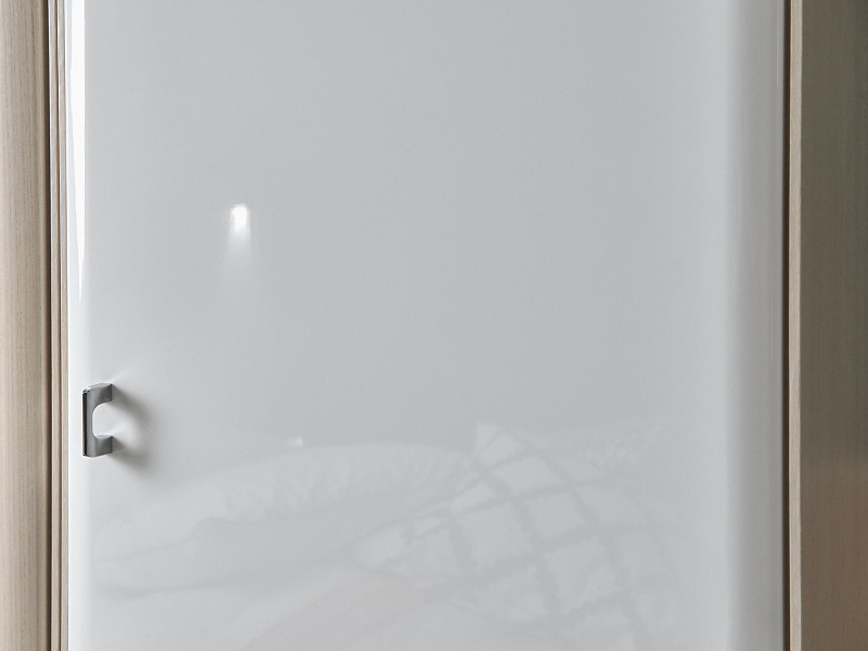 Однодверный шкаф Elegante LE5450.2